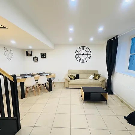 Apartment Magnifique 6 Personnes *