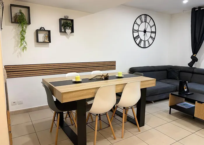 Magnifique 6 Personnes Apartment Agde